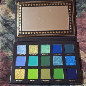🌊 Ace Beauté – Oceanic Eyeshadow Palette 🌊